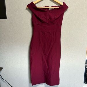 Bella Poque burgundy maroon off the shoulder size small body con dress